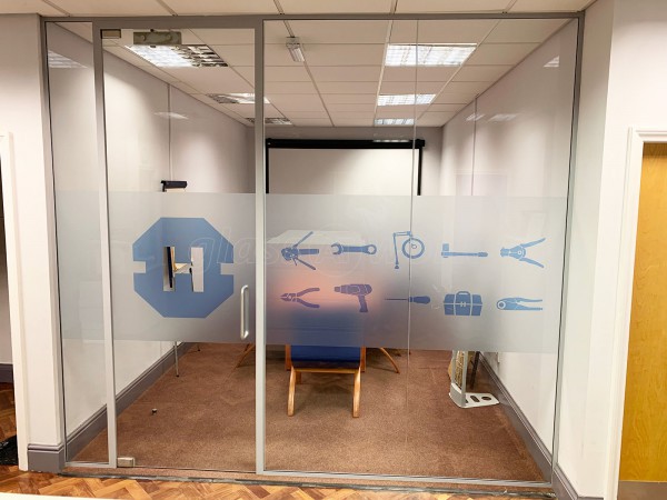 Heamar Company Limited (Congleton, Cheshire): Acoustic Glass Partition for Meeting Room