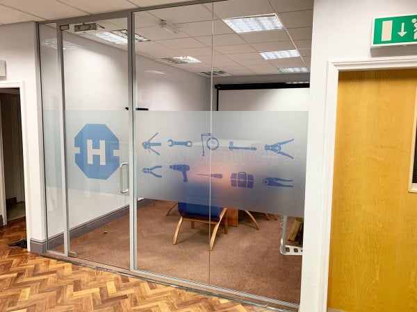 Single Glazed Frameless Glass Office Partitioning