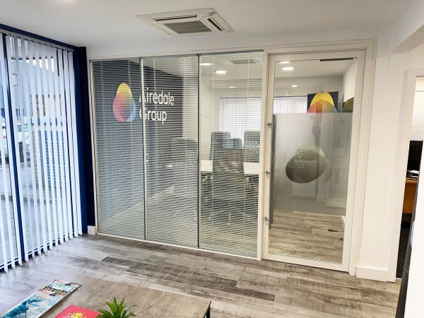 Airedale Chemical Co (Keighley, West Yorkshire): Double Glazed Glass Office Partition With Blinds