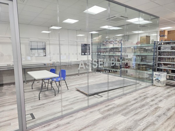 Assembly Room (Milton Keynes, Buckinghamshire): Double Glazed Acoustic Glass Corner Room