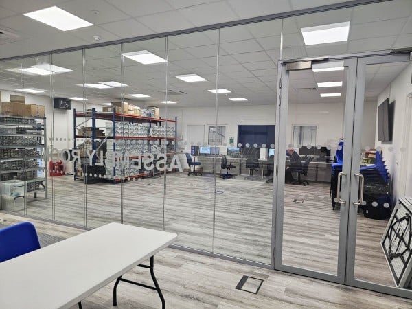 Assembly Room (Milton Keynes, Buckinghamshire): Double Glazed Acoustic Glass Corner Room