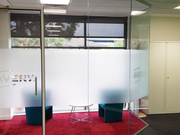 Avery (Maidenhead, Berkshire): Glass Corner Meeting Room