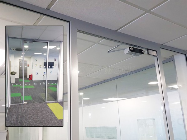 Emerald Group Publishing Ltd (Bingley, West Yorkshire): Frameless Toughened Glass Wall