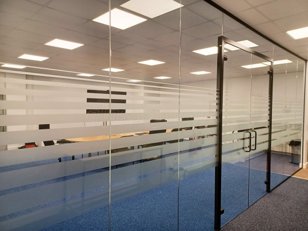 Burtons Manufacturing Company (Tonbridge, Kent): Frameless Glass Meeting Room With Double Doors