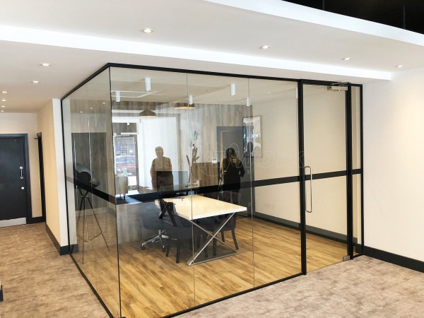 Single Glazed Frameless Glass Office Partitioning