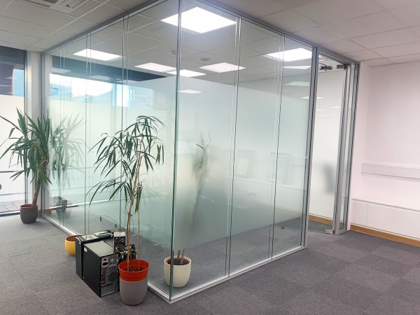 Carlton [North Wales] (Caernarfon, North Wales): Double Glazed Glass Offices