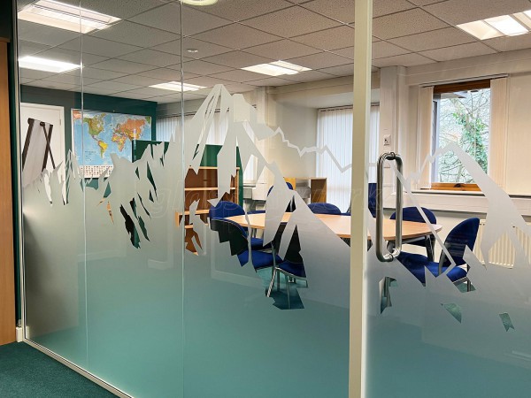 Cicerone Press Ltd (Kendal, Cumbria): Glass Meeting Room Using Acoustic Laminated Glazing