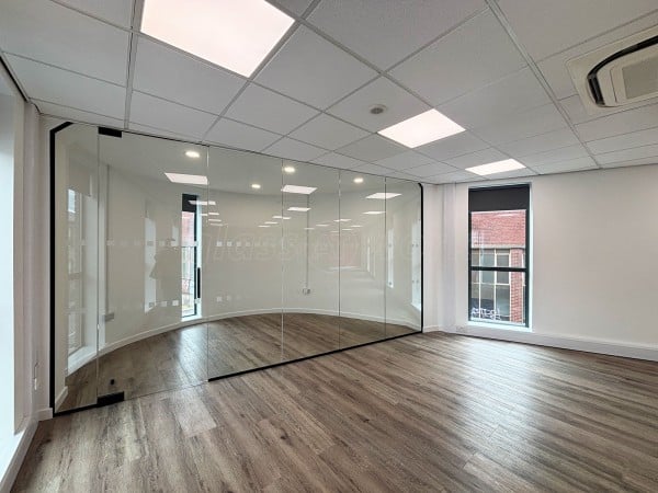 City Estates (Sheffield, South Yorkshire): Frameless Glass Office Partition