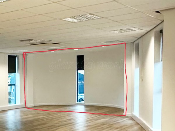 City Estates (Sheffield, South Yorkshire): Frameless Glass Office Partition