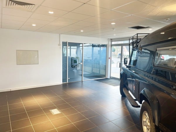 Clydesdale Group (Southampton, Hampshire): Commercial Glass Office Partition Installation