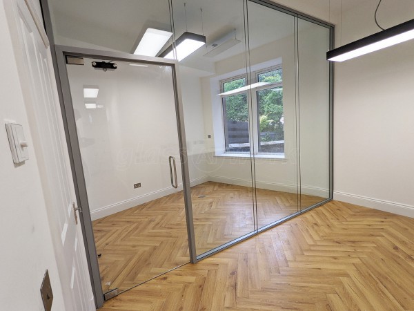 Double Glazed Frameless Glass Office Partitioning