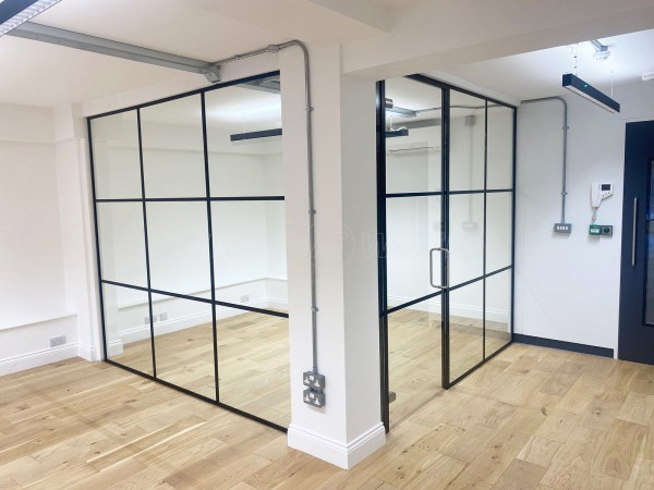 Fabric London (Clerkenwell, London): T-Bar Acoustic Glass Corner Office