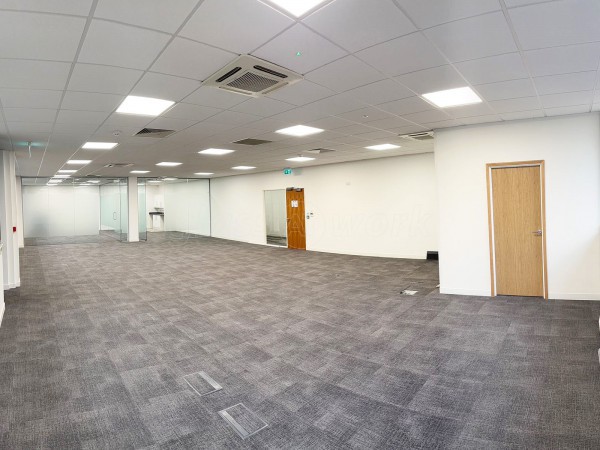 Facilities Solutions (Midlands) (Solihull, West Midlands): Glass Office Partitions With Frameless Doors