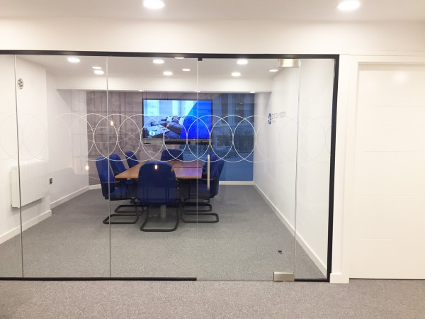 Gordon Moon Properties (Bolton, Greater Manchester): Frameless Glass Corner Room With Bespoke Film