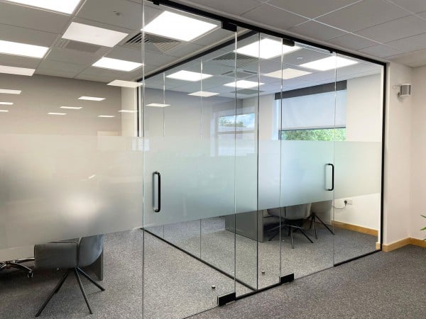 Single Glazed Frameless Glass Office Partitioning