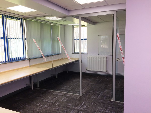 Clovemead Ltd (Chester, Chesh​ire): Hospital Glass Office Walls