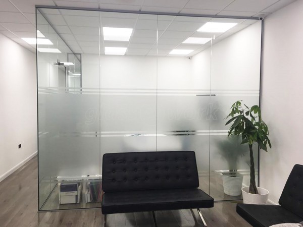 I Z Energy Limited (Ilford, London): Frameless Glazed Office Space Using Toughened Glass