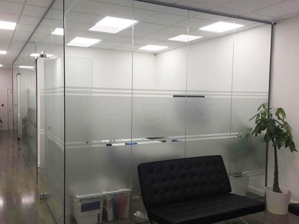 I Z Energy Limited (Ilford, London): Frameless Glazed Office Space Using Toughened Glass