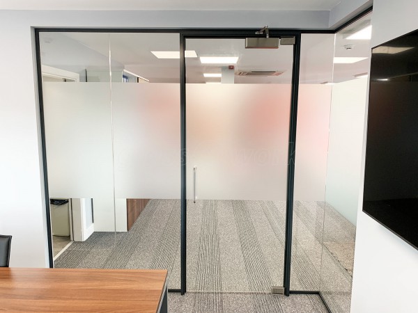 Intex Facades (Mansfield, Nottinghamshire): Laminated Acoustic Glass Corner Room With Bespoke Opal Frost Film