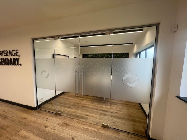 Single Glazed Frameless Glass Office Partitioning