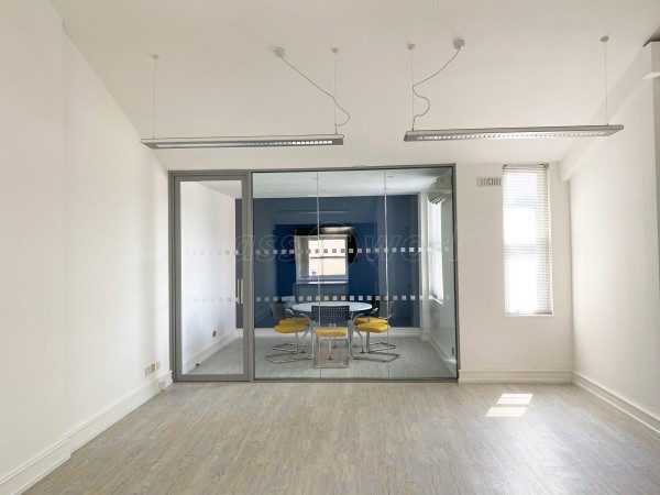 LS Studio London Ltd (Farringdon, London): Double Glazed Glass Office Dividing Screen