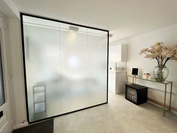 Single Glazed Frameless Glass Office Partitioning