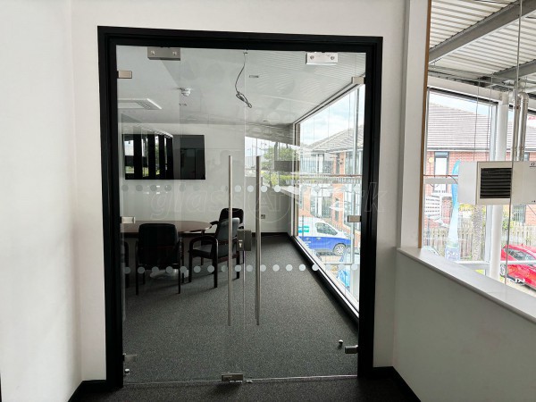 NK Motors [Kia Derby] (Derby, Derbyshire): Car Showroom and Glass Office Partitions