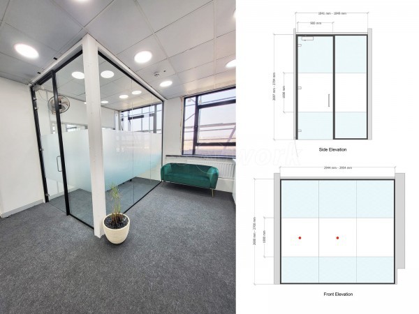 Nelson College (Ilford, Essex): Internal Glass Corner Room With Acoustic Glazing