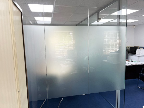 Parnell Financial Management (Borehamwood, Hertfordshire): Acoustic Glass Office Meeting Room