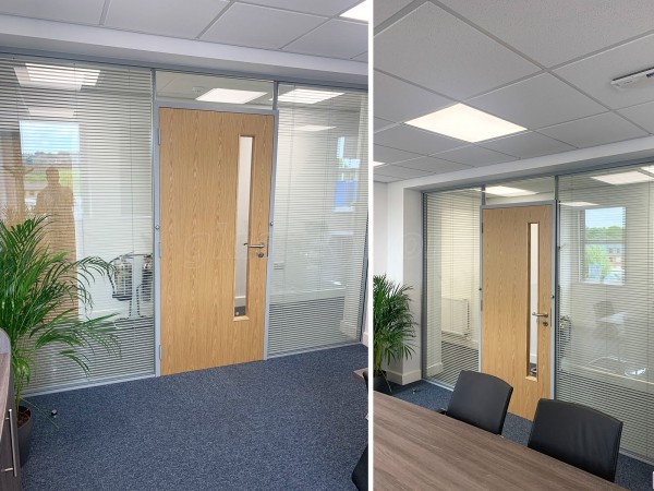 Parsons Contracting (Chesterfield, Derbyshire): Double Glazed Glass Office Partitions With Blinds