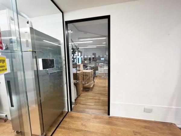 Pathfinder Medical (Plantation Wharf, London): Standalone Glass Door