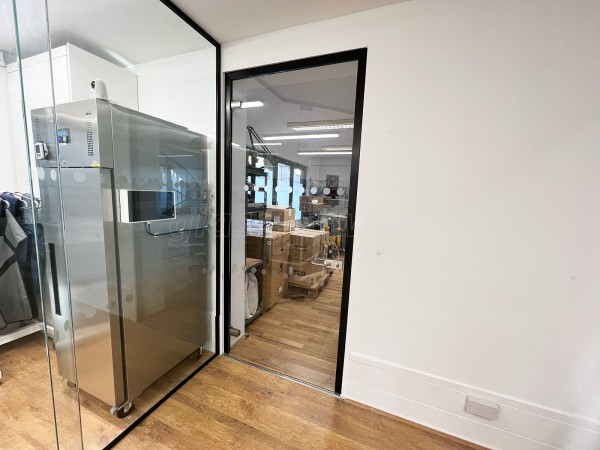 Pathfinder Medical (Plantation Wharf, London): Standalone Glass Door