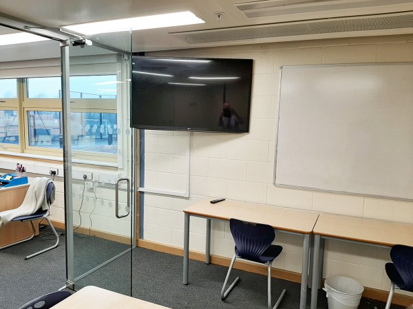 Pathfinder Schools (Rothwell, Northamptonshire): Fully Installed Glass Walled Office Space