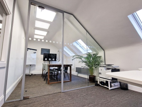 Perle Hotels (Edinburgh, Scotland): Glass Partitioning For Loft Attic Room