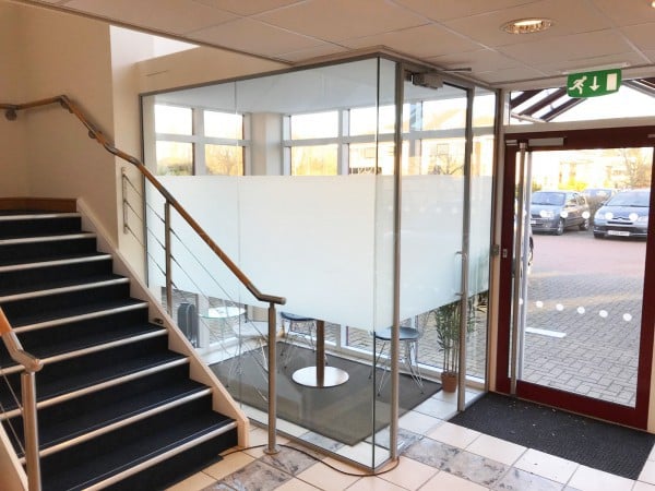 Teemo Designs Ltd (Peterborough, Cambridgeshire): Small Glass Corner Room Using Soundproofing Glass