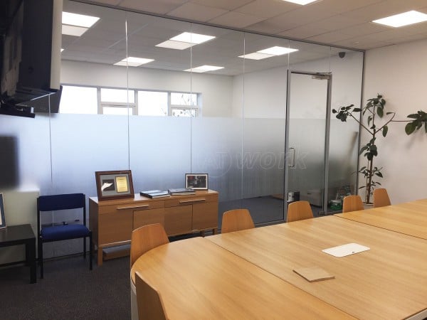 Pinewood Studios Group (Shepperton, Greater London): Modern Office Frameless Toughened Glass Partition