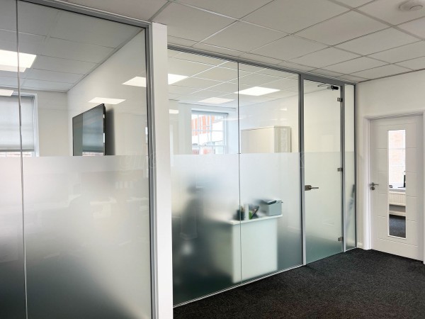 Roddy New Homes Construction (Sevenoaks, Kent): Glass Office Partition Fitout