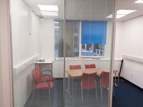 Royal Free London NHS Foundation Trust (Hampstead, London): Glass Meeting Room With Integral Blinds