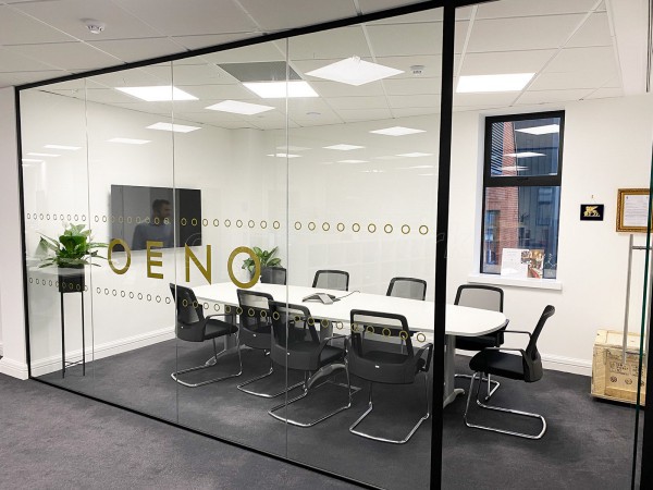 SB-Design Consultancy (The City, London): Office Frameless Glass Screen With Bespoke Graphics