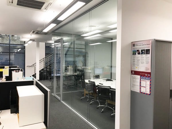 Double Glazed Frameless Glass Office Partitioning