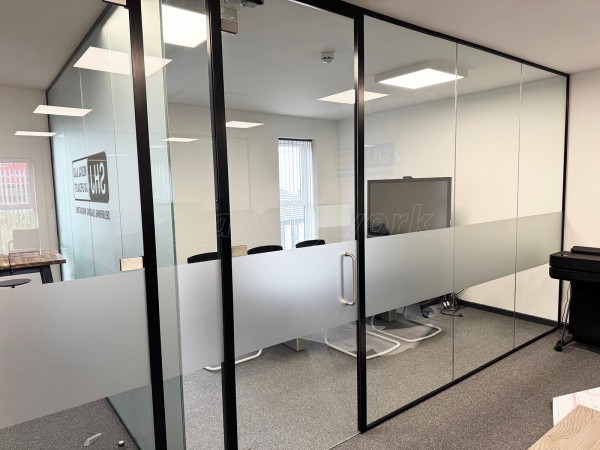 SHJ (Rotherham, South Yorkshire): Multiple Acoustic Glass Partition Offices