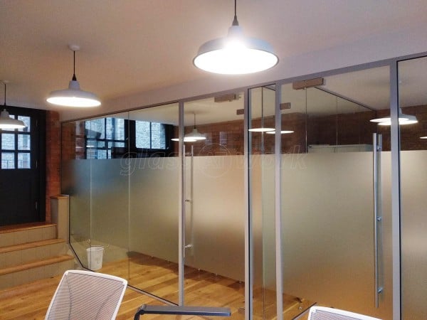 SRE London Ltd (Shoreditch, London): Glass Office Rooms With Notching & Shaping For Obstructions