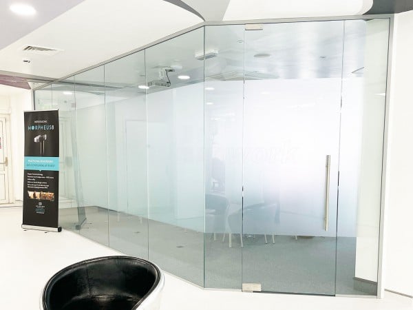 Single Glazed Frameless Glass Office Partitioning