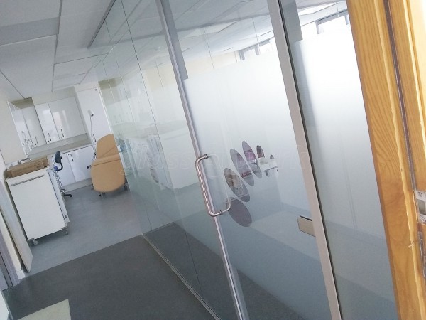 Sunflower Medical Ltd (Bradford, West Yorkshire): Showroom Glass Partition Using Acoustic Glazing