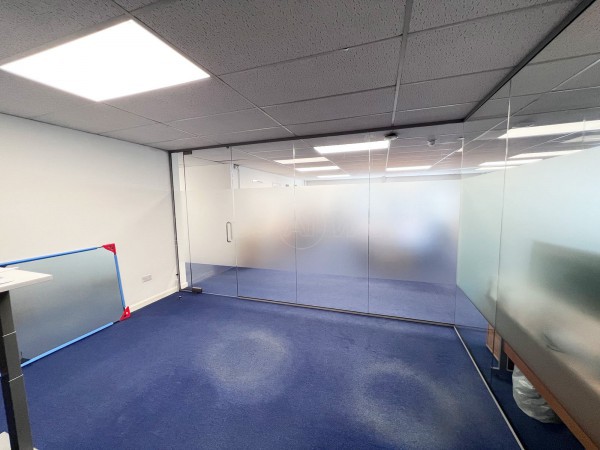 TT Electronics (Fairford, Gloucestershire): Frameless Glass Corner Office