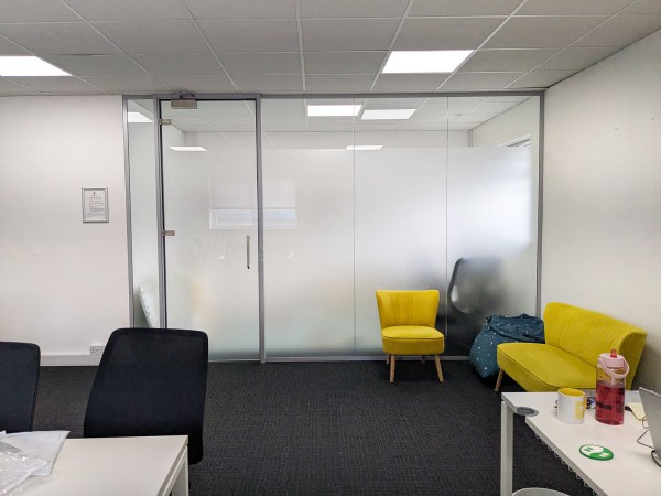 Talking Lab (Waterlooville, Hampshire): Acoustic Glass Office Partition