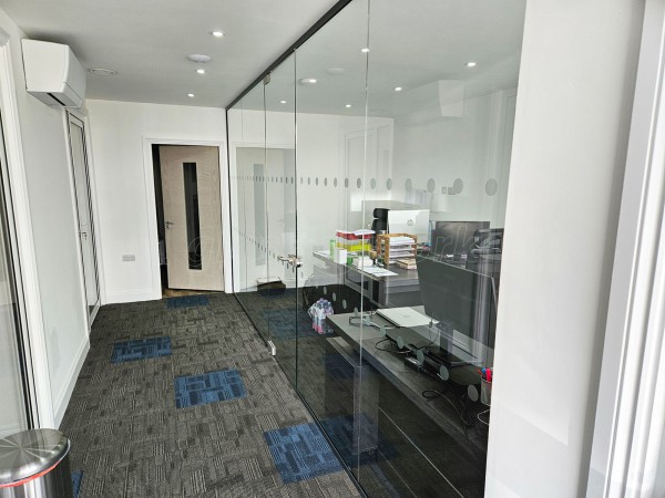 Tanners Homes (Epping Forest, Essex): Toughened Glass Office Partition