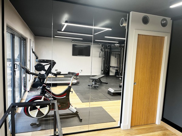 Tugby Orchards (Tugby, Leicestershire): Interior Glass Wall
