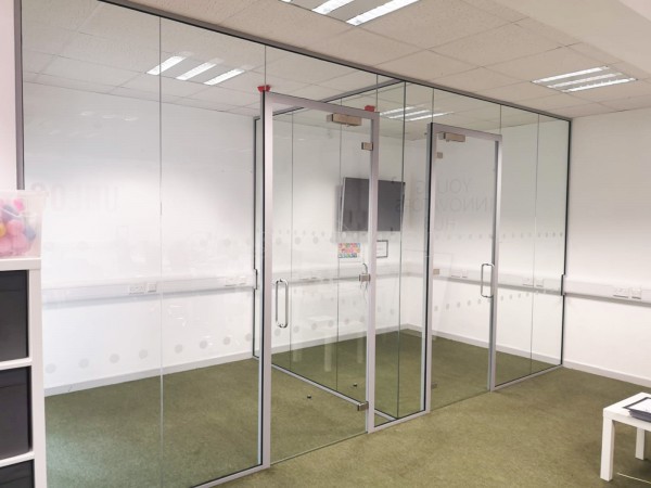 Unloc (Portsmouth, Hampshire): Side-by-side Acoustic Glass Office Refurbishment