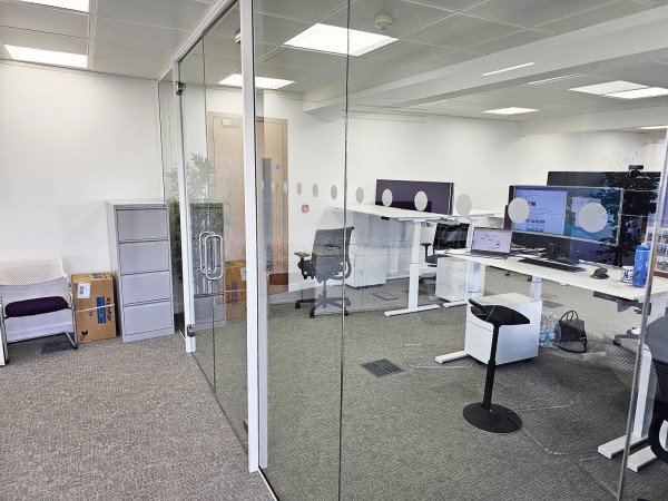 Unloq Limited (Reading, Berkshire): Glass Double Doors Meeting Room